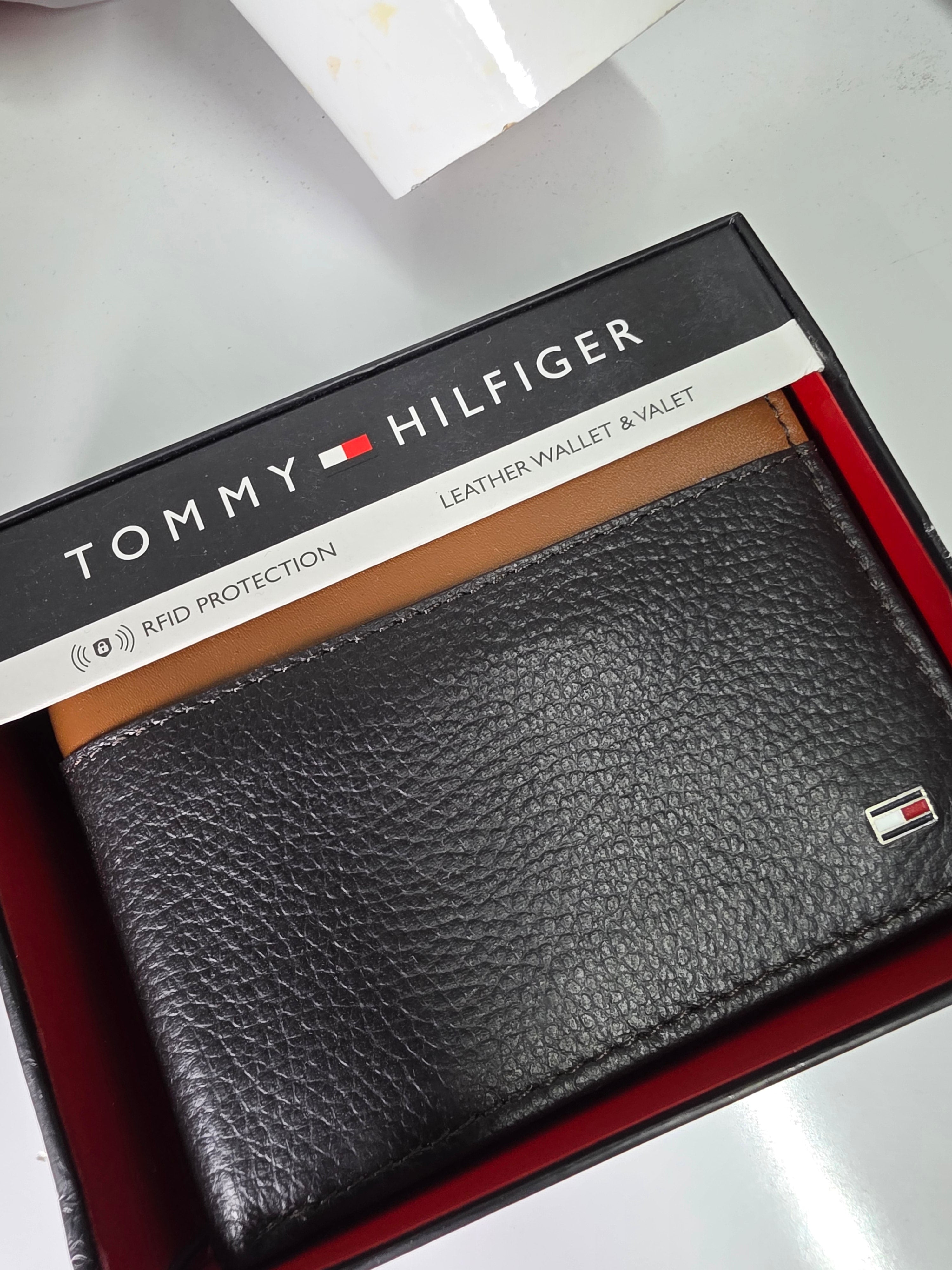 Tommy Hilfiger wallet