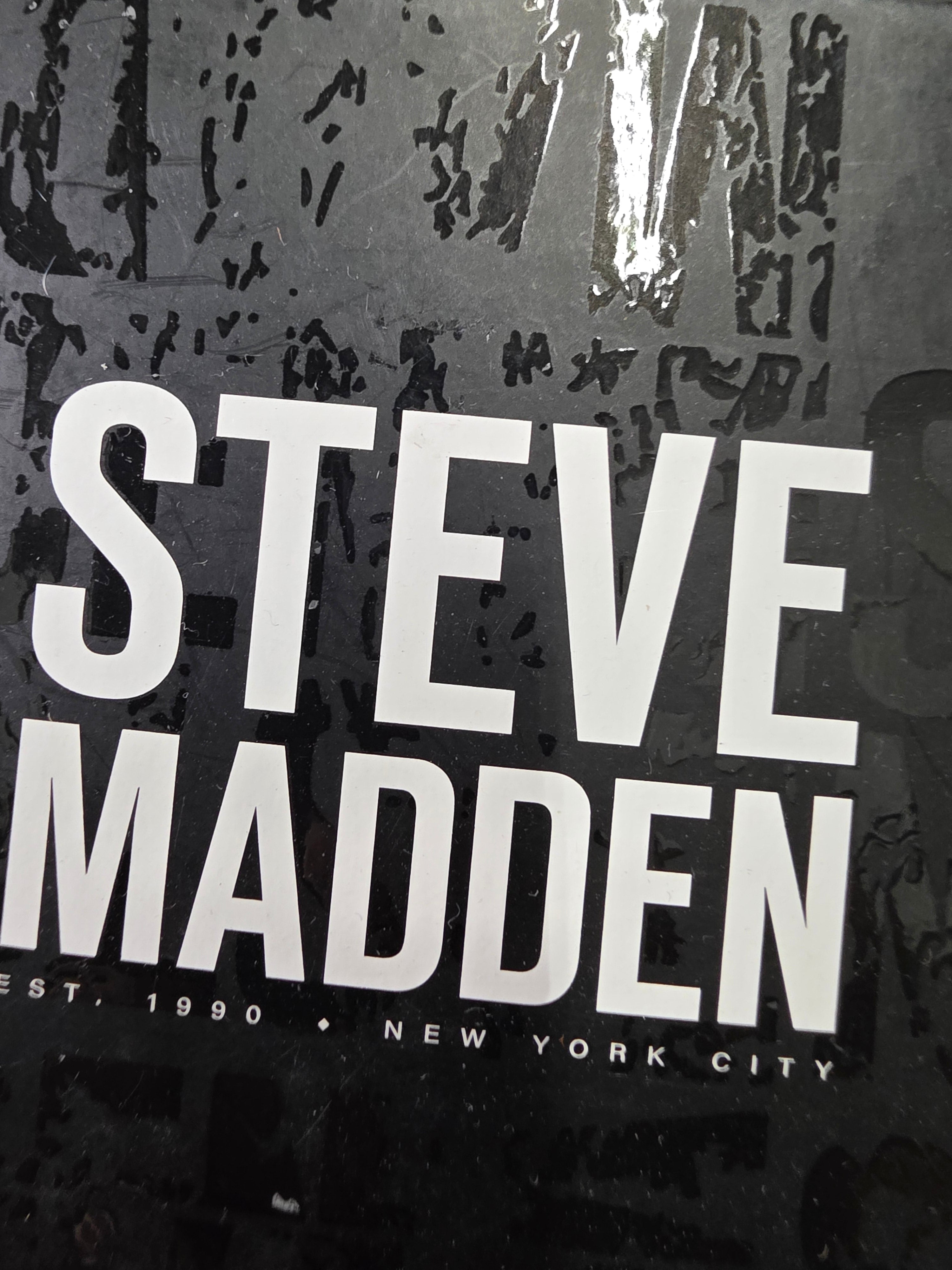 Steve Madden wallet