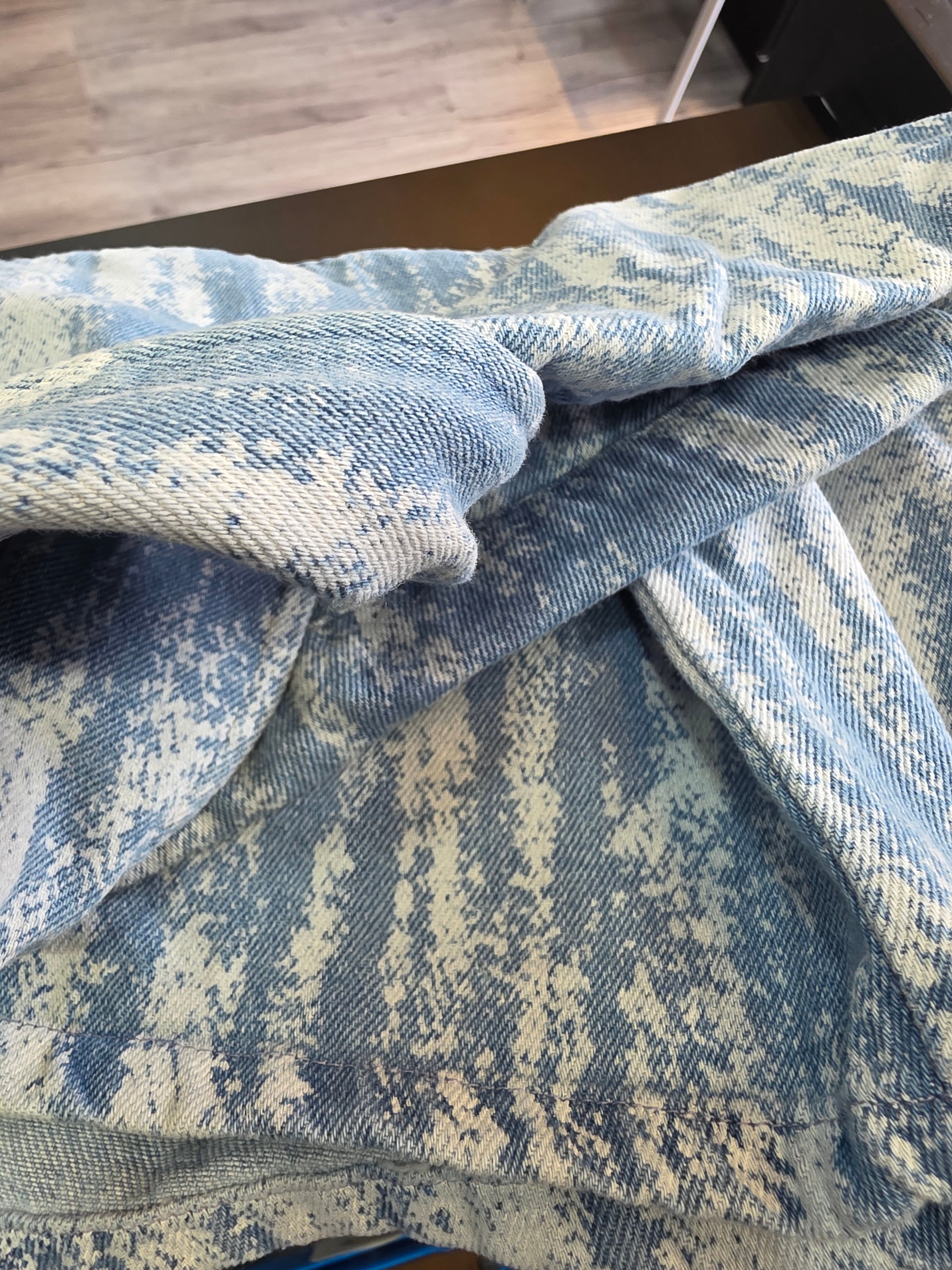 Jeans shirt esti